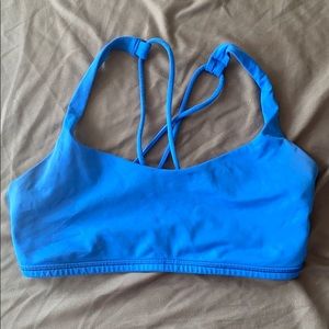 Lululemon size 6 free to be sports bra